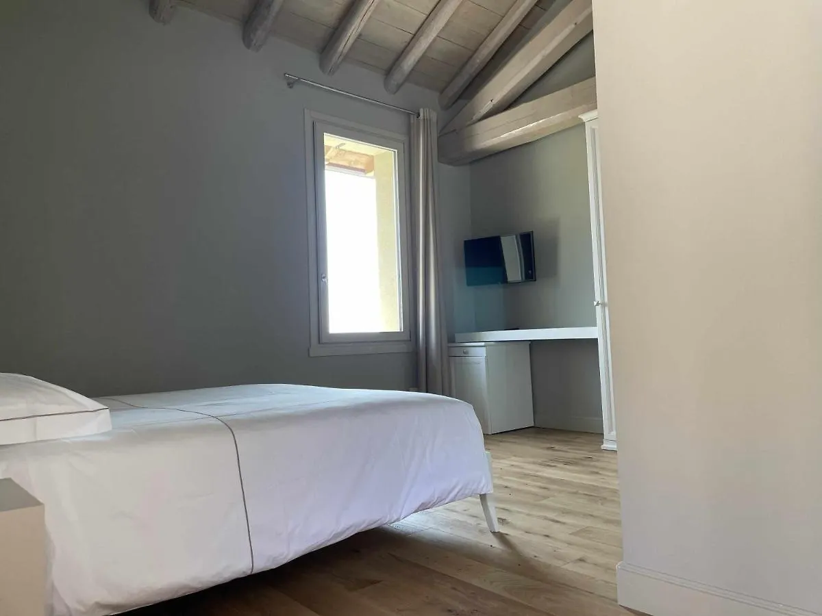 Cascina Pianetta Quinta Hotel Missaglia 0*,  Italy